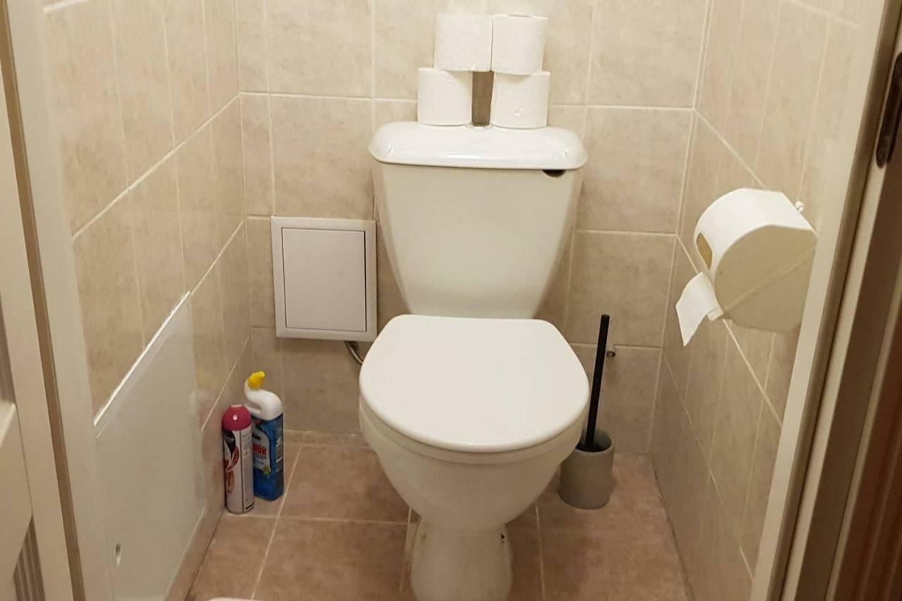 Kyiv Top Location 60M2 Apt In Old City Fast Wifi Selfchekin Ngoại thất bức ảnh